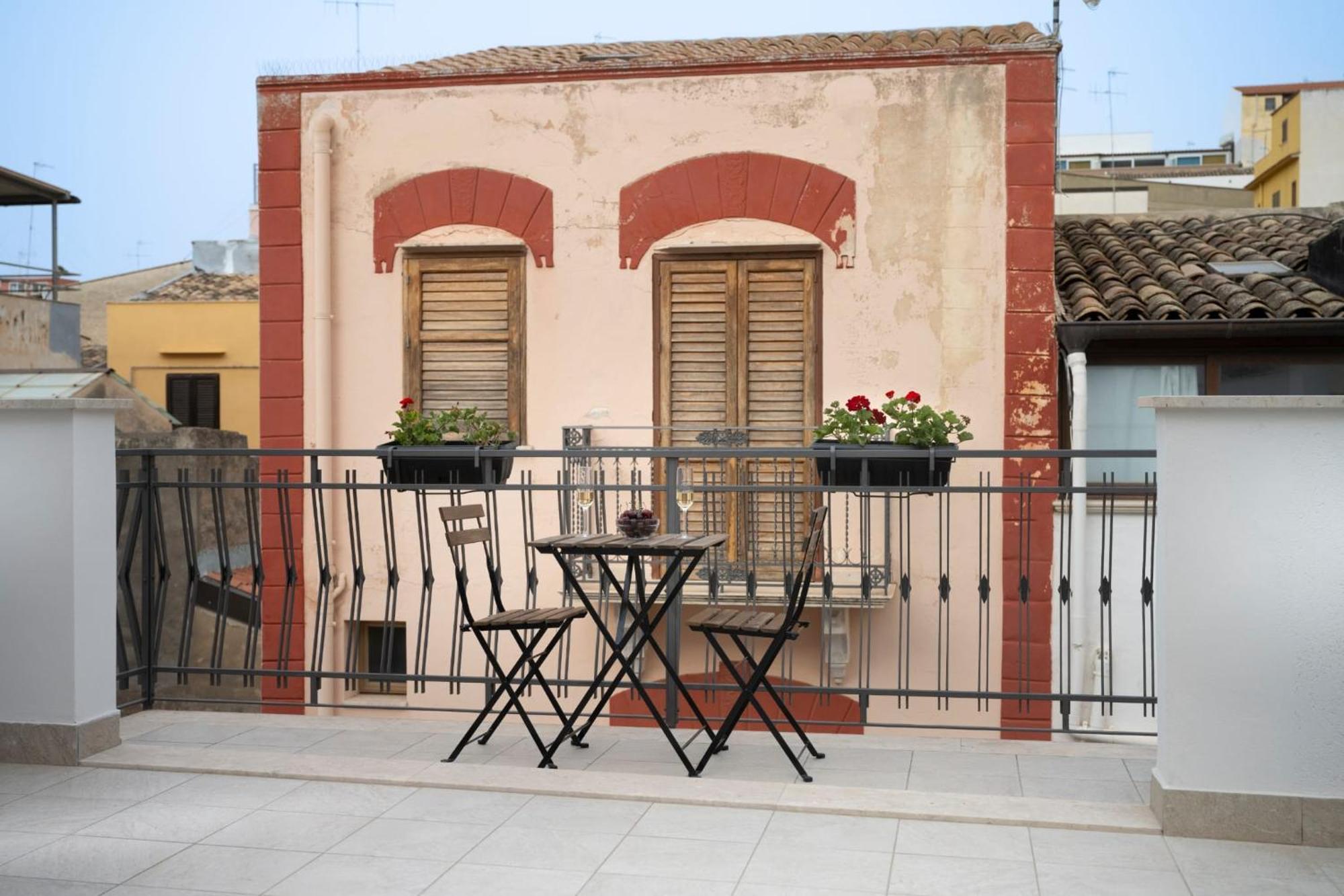 Mameri Central Rooms Castellammare del Golfo Zewnętrze zdjęcie